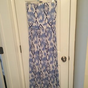 Light blue and white patterned maxi dress